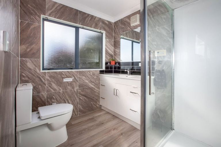 Photo of property in 125 Eskdale Road, Papakowhai, Porirua, 5024