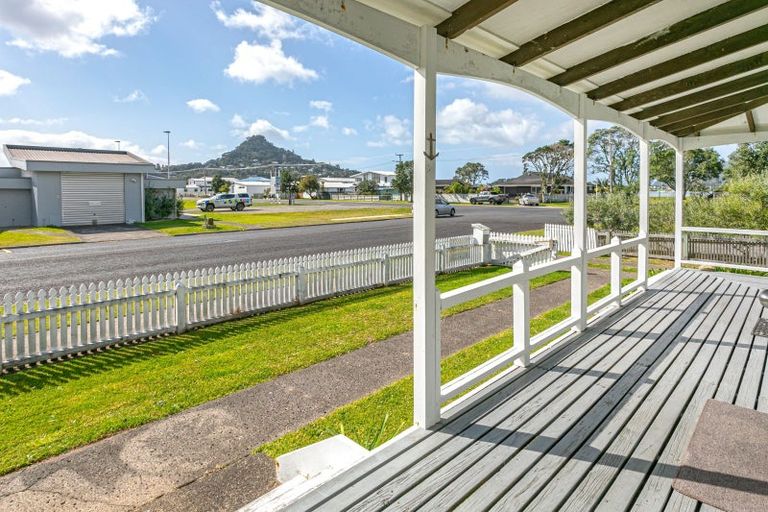 Photo of property in 2 Tokoroa Road, Tairua, 3508