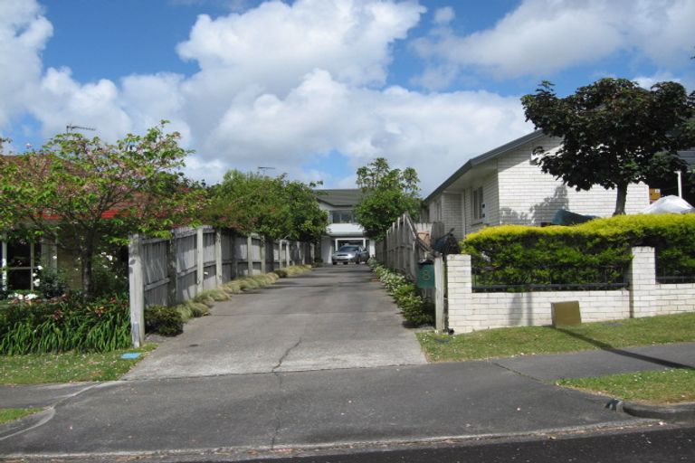 Photo of property in 8 Chippewa Place, Conifer Grove, Takanini, 2112