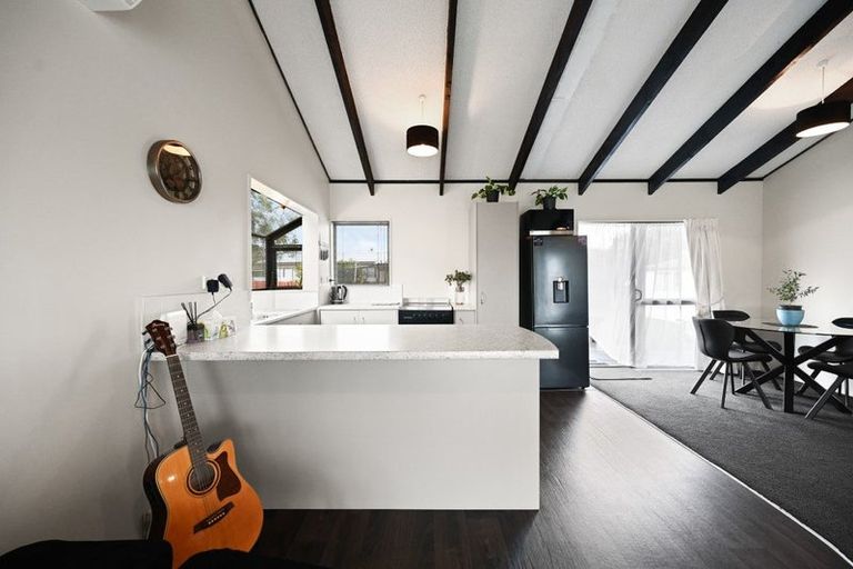 Photo of property in 68 Garland Drive, St Andrews, Hamilton, 3200