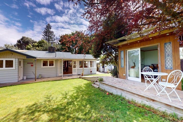 Photo of property in 189 Queen Street West, Levin, 5510