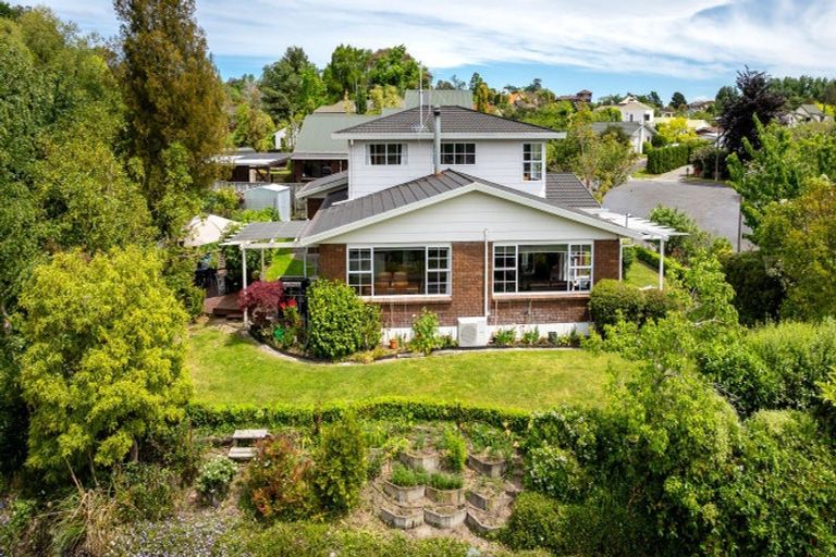 Photo of property in 10 Reeve Drive, Havelock North, 4130