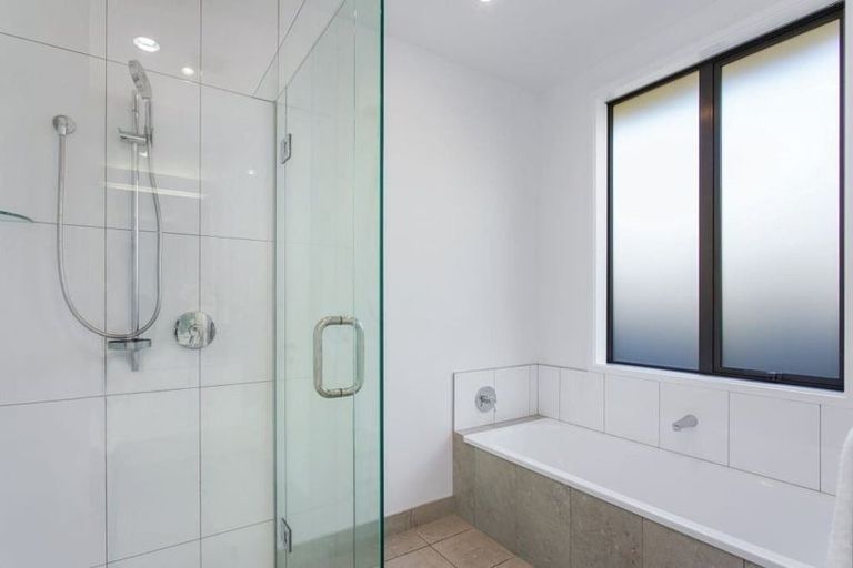 Photo of property in 154 Clyde Road, Burnside, Christchurch, 8053