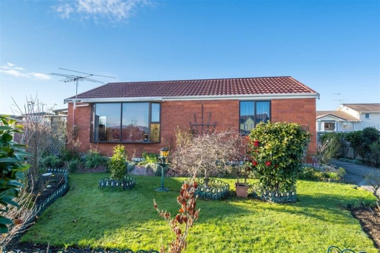 Photo of property in 5a Kent Place, Mosgiel, 9024