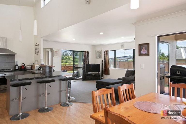 Photo of property in 104 Koutunui Road, Athenree, Katikati, 3177