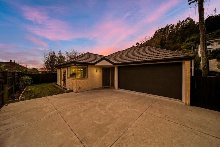 Photo of property in 2/69 Bowenvale Avenue, Cashmere, Christchurch, 8022