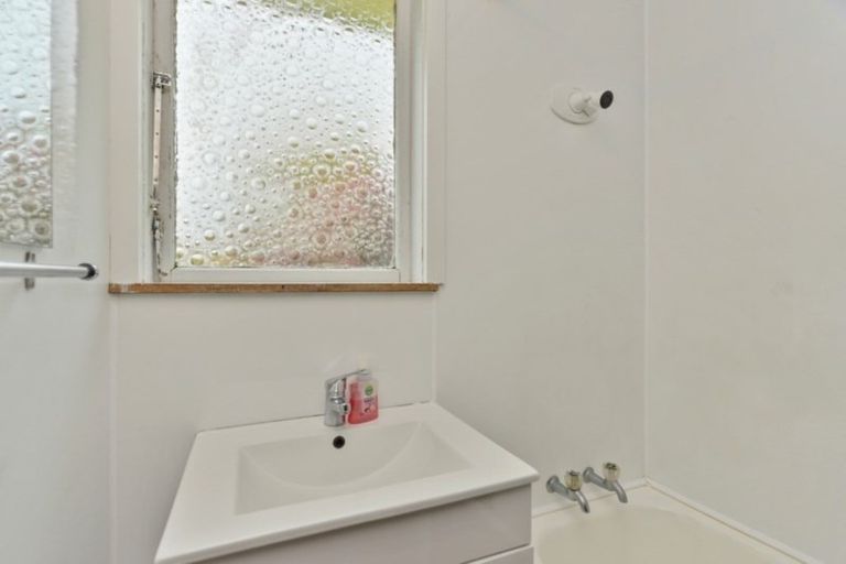 Photo of property in 38 Norrie Street, Bader, Hamilton, 3206