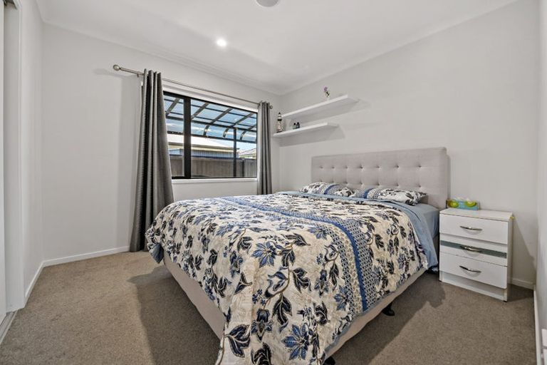 Photo of property in 3 Perla Road, Pukekohe, 2120