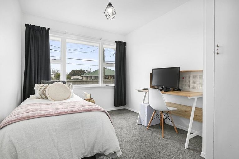 Photo of property in 34 Tomrich Street, Aranui, Christchurch, 8061