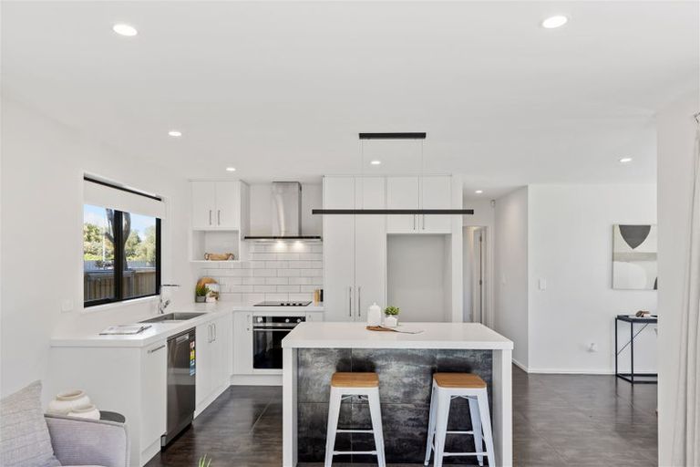 Photo of property in 144 Linwood Avenue, Linwood, Christchurch, 8011