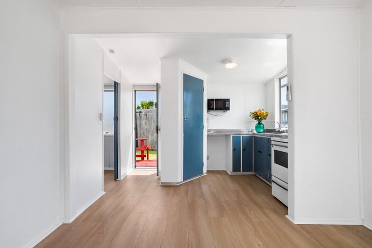 Photo of property in 104a The Square, Whangamata, 3620