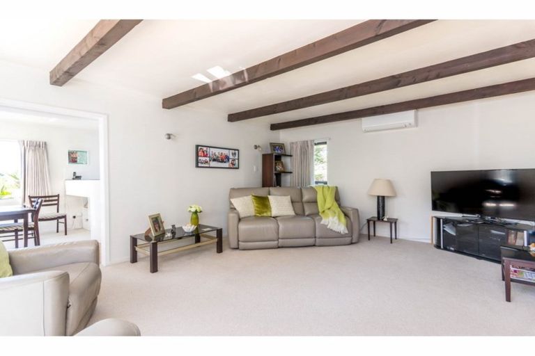 Photo of property in 177 Woodlands Park Road, Titirangi, Auckland, 0604