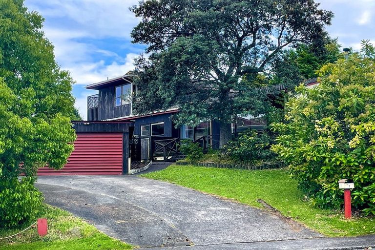 Photo of property in 7 Zita Maria Drive, Massey, Auckland, 0614