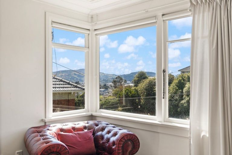 Photo of property in 96 Easther Crescent, Kew, Dunedin, 9012