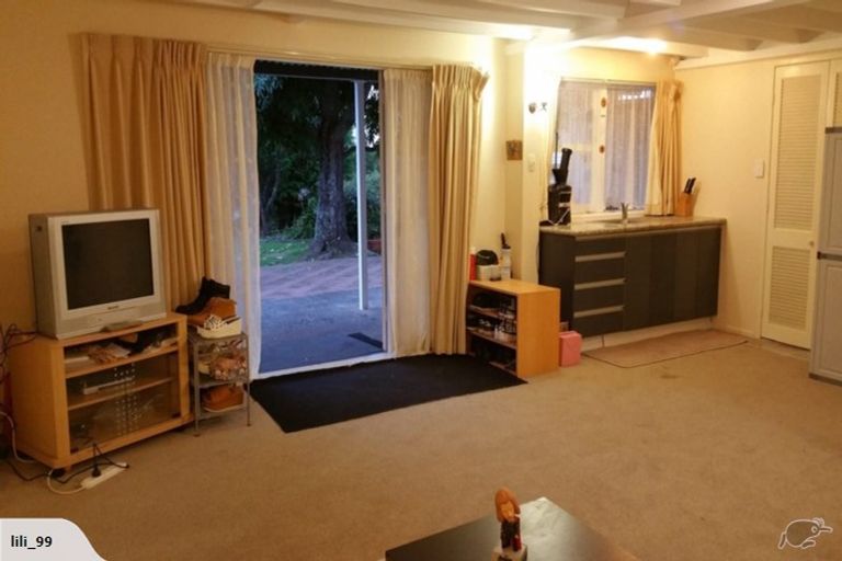 Photo of property in 48 Reeves Road, Pakuranga, Auckland, 2010