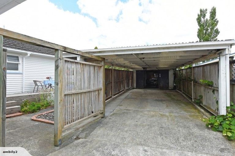 Photo of property in 29 Oxford Crescent, Ebdentown, Upper Hutt, 5018