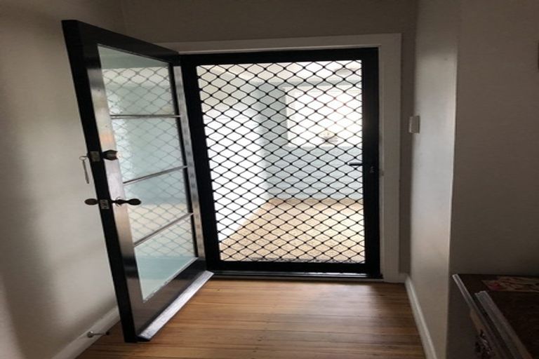 Photo of property in 73 Jellicoe Drive, Hamilton East, Hamilton, 3216