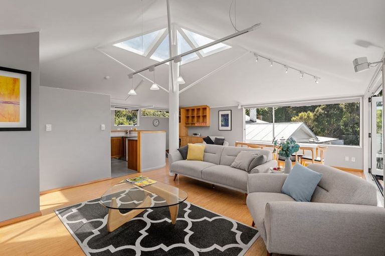 Photo of property in 90b Awa Road, Seatoun, Wellington, 6022