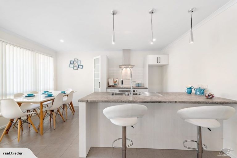 Photo of property in 2 Ketu Way, Takanini, 2112