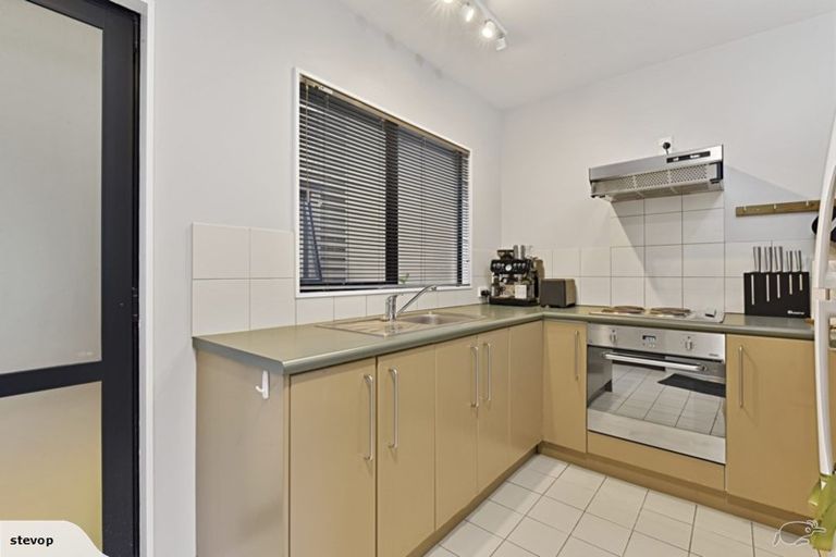 Photo of property in 329a Onehunga Mall, Onehunga, Auckland, 1061