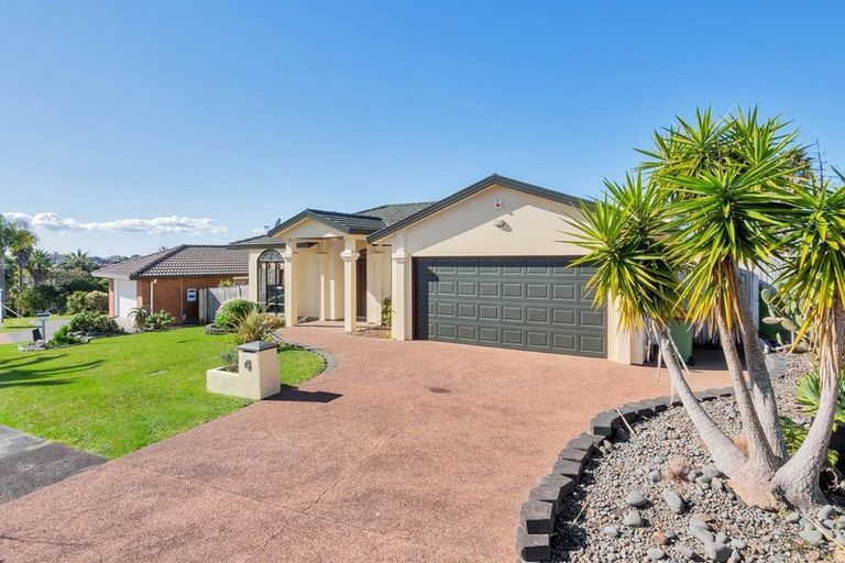 Photo of property in 4 San Lorenzo Rise, Henderson, Auckland, 0612