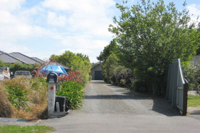 Photo of property in 37 Buckleys Road, Rangiora, 7400