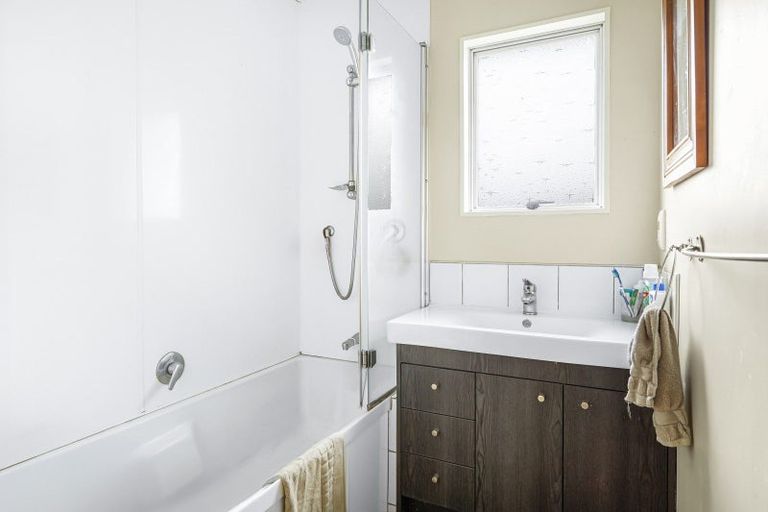 Photo of property in 7 Dale Place, St Andrews, Hamilton, 3200