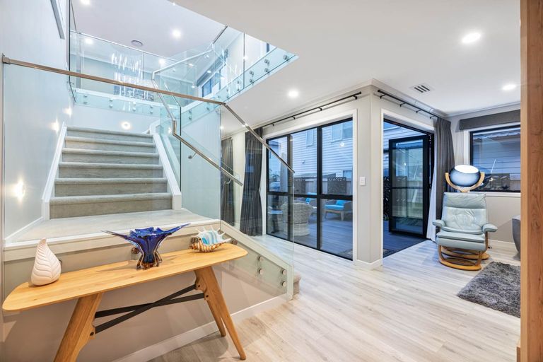 Photo of property in 9 Habitat Place, Hobsonville, Auckland, 0616