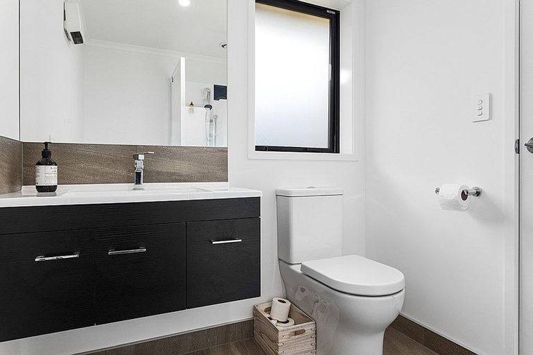 Photo of property in 1 Karearea Drive, Coastlands, Whakatane, 3120