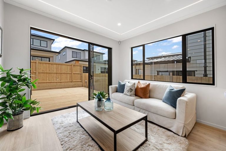 Photo of property in 7 Sagitta Drive, Flat Bush, Auckland, 2019