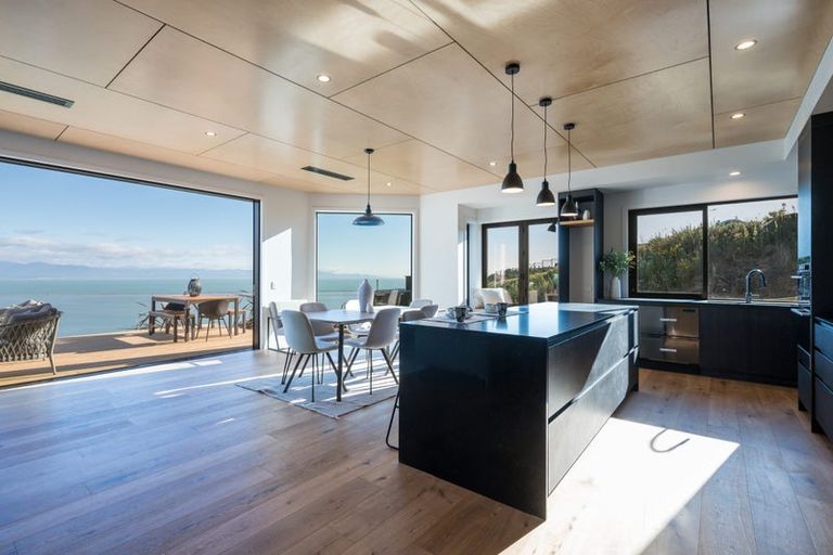 Photo of property in 87 Bay View Road, Atawhai, Nelson, 7010