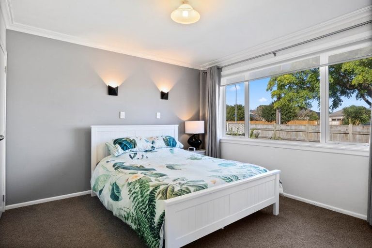 Photo of property in 593 Queen Street East, Levin, 5510