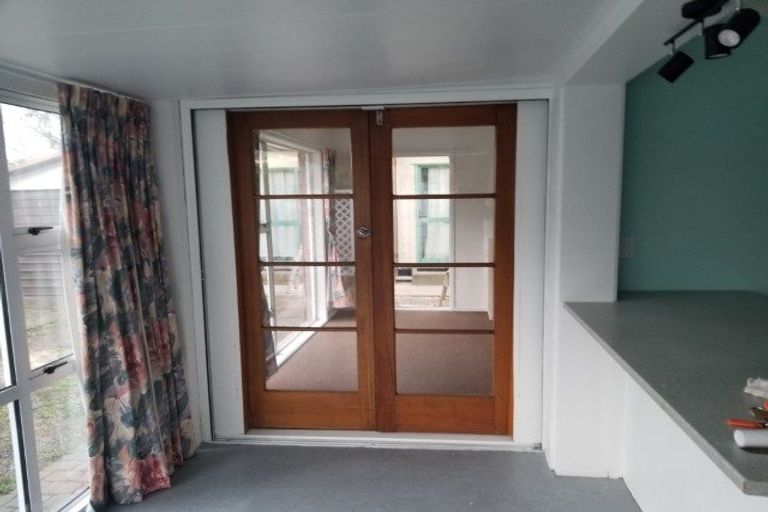 Photo of property in 8a Newnham Terrace, Upper Riccarton, Christchurch, 8041