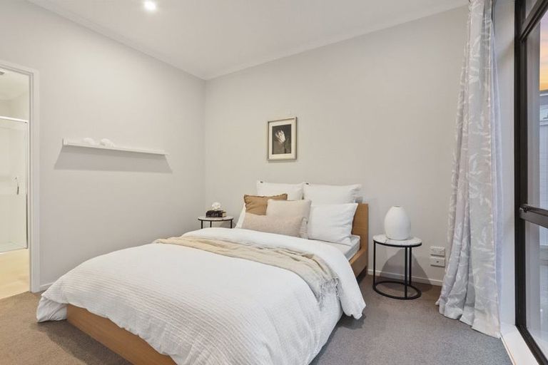 Photo of property in 22 Mollusc Road, Hobsonville, Auckland, 0616