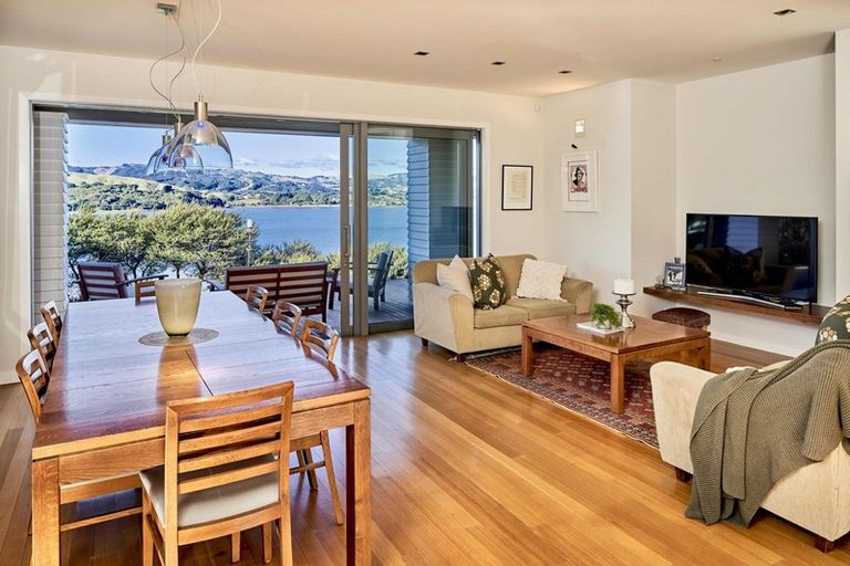 Photo of property in 31 Pendennis Point, Camborne, Porirua, 5026