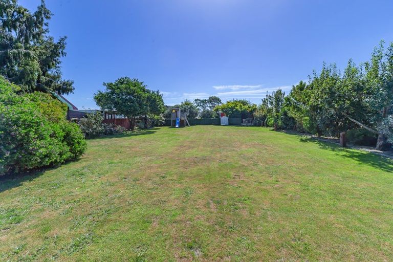 Photo of property in 389 Kawiu Road, Levin, 5510