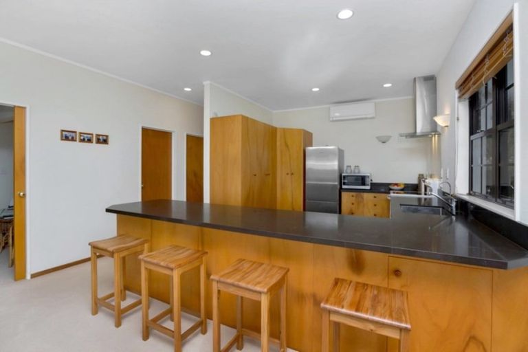 Photo of property in 335 Waihi Road, Hawera, 4673