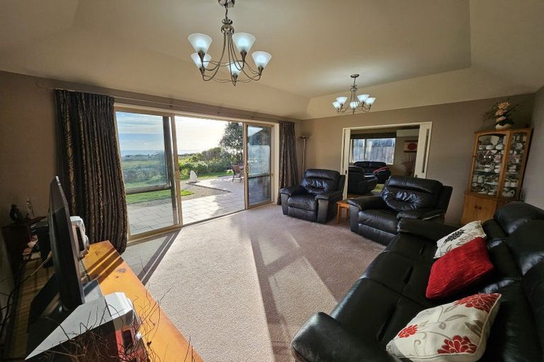 Photo of property in 21 Karoro Place, Karoro, Greymouth, 7805