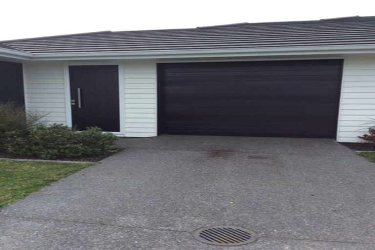 Photo of property in 4 Cupples Street, Papamoa Beach, Papamoa, 3118