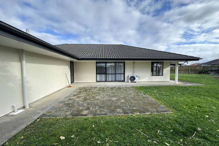Photo of property in 5 Ian Jones Court, Flat Bush, Auckland, 2019