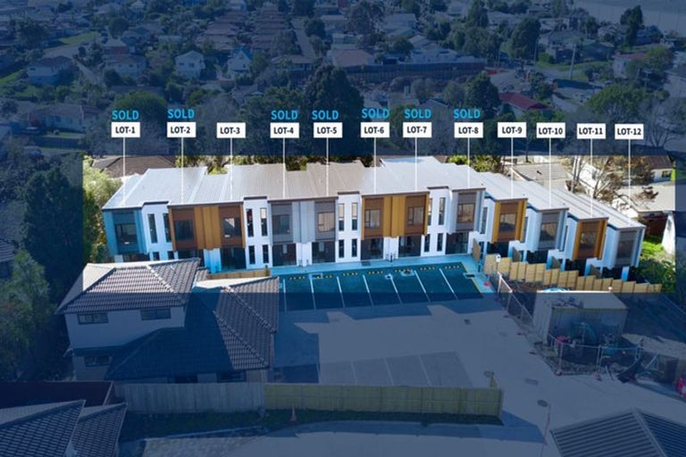 Photo of property in 3/32 Brandon Road, Glen Eden, Auckland, 0602