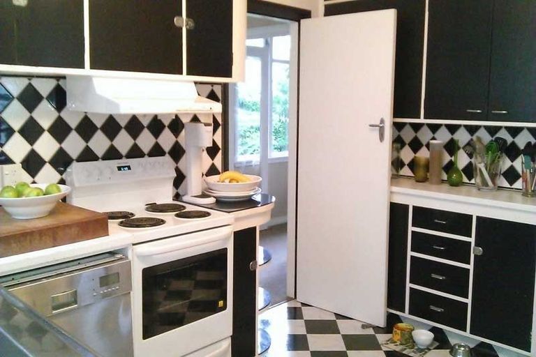 Photo of property in 32 Buckingham Street, Melrose, Wellington, 6023