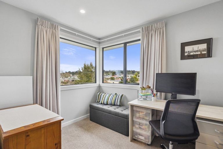 Photo of property in 10 Salmond Street, Halfway Bush, Dunedin, 9010