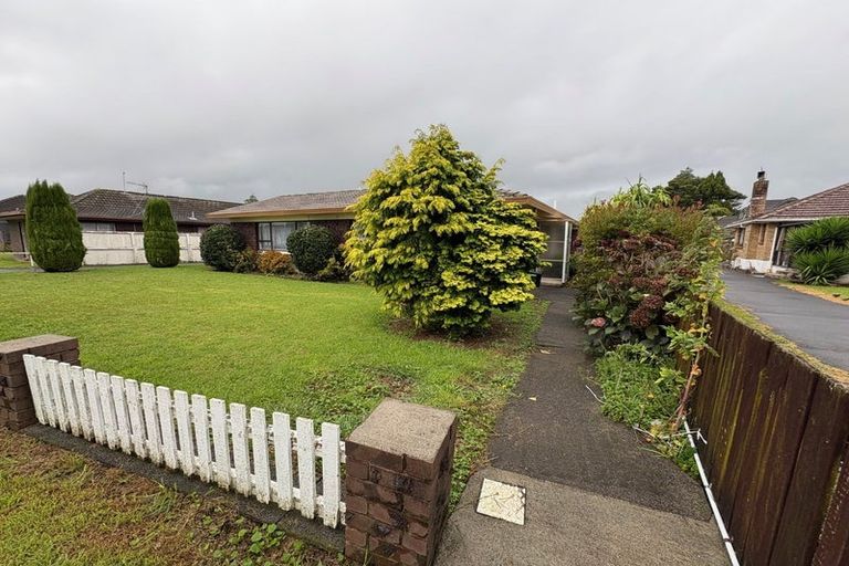 Photo of property in 1/16 Regent Street, Papatoetoe, Auckland, 2025