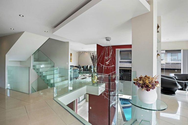 Photo of property in 61 Compass Way, Half Moon Bay, Auckland, 2012