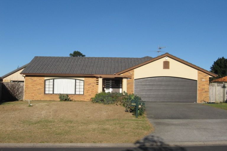 Photo of property in 6 Kimptonfields Court, Wattle Downs, Auckland, 2103