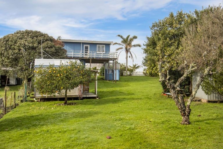 Photo of property in 54 Athenree Road, Athenree, Katikati, 3177