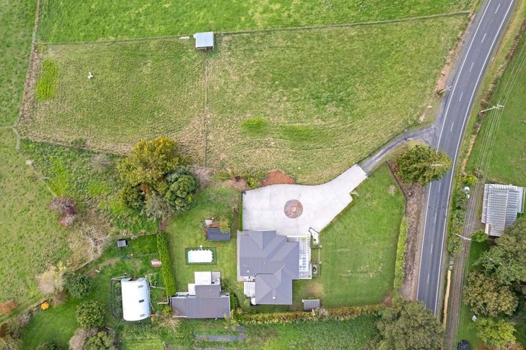 Photo of property in 247 Burtt Road, Paerata, Drury, 2578