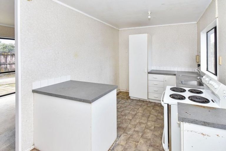 Photo of property in 27 Horlicks Place, Randwick Park, Auckland, 2105