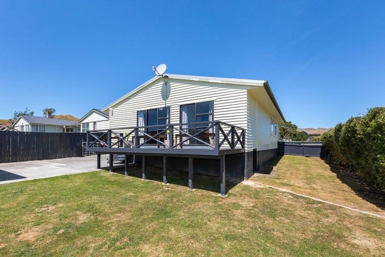 Photo of property in 26 Niagara Street, Waitangirua, Porirua, 5024